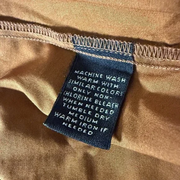 Q.U.E. Long Sleeve Button Down Blouse Copper Embellished Flowers Size 10 - Picture 8 of 8